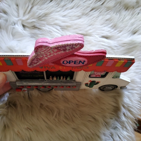 🎈Host Pick🎈Kate Spade Inspired "Taco Truck" Key Holder  Handmade Spectacular - Picture 9 of 11